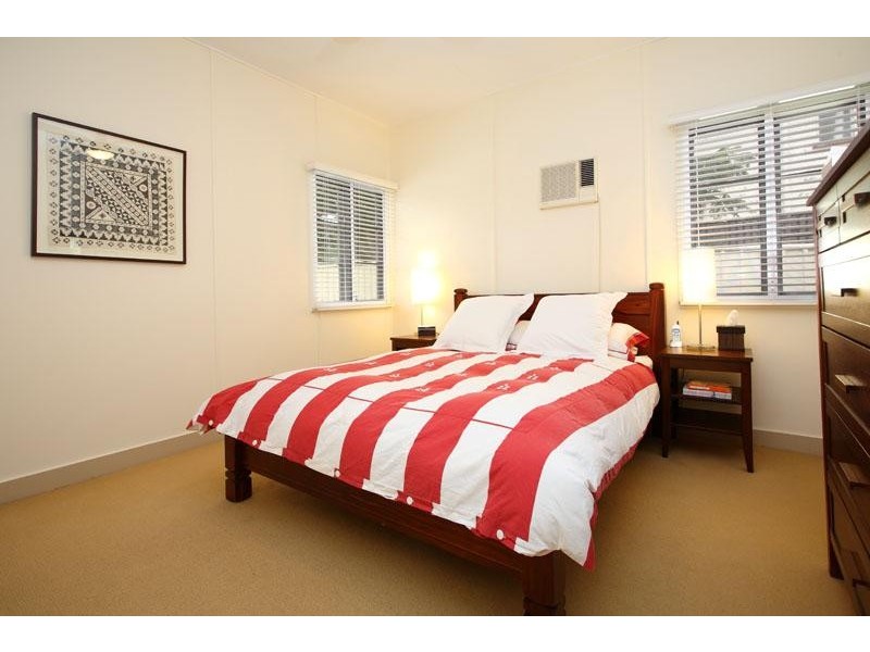 30 Midgley Street, Carina QLD 4152