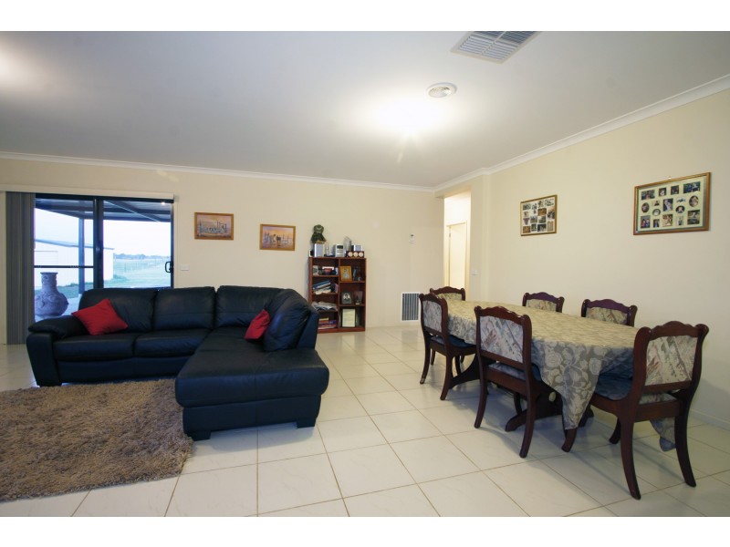 1698 Settlenent Road, Wurruk VIC 3850
