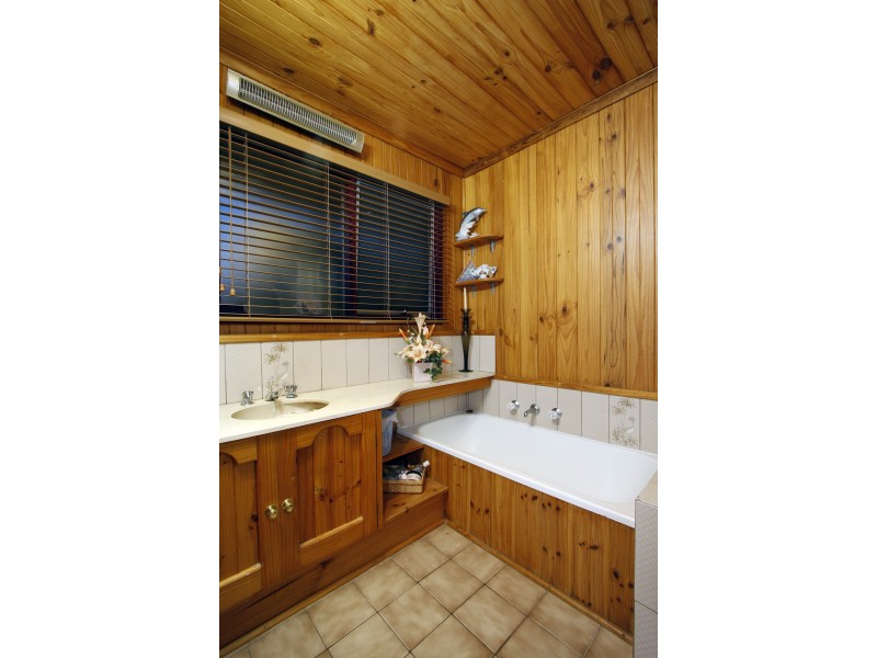 14 McCole Street, Sale VIC 3850