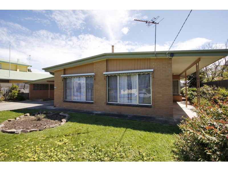 9 Turnbull Street, Sale VIC 3850