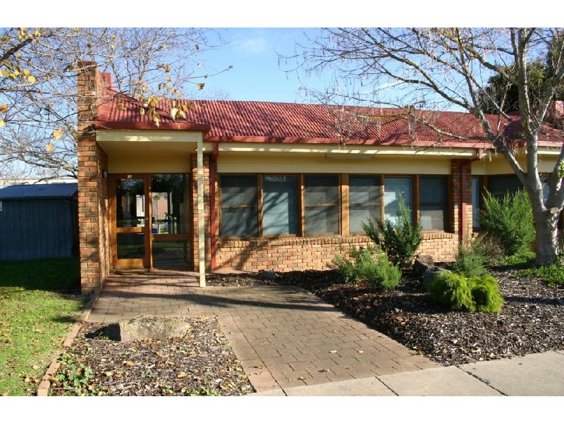 33 Queen Street, Maffra VIC 3860