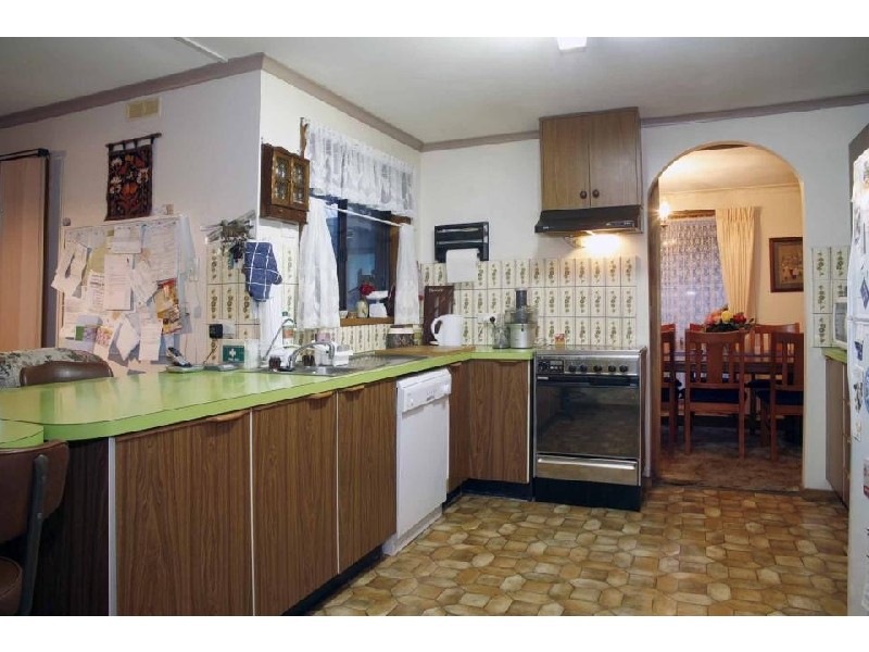 12 Aspect Court, Sale VIC 3850