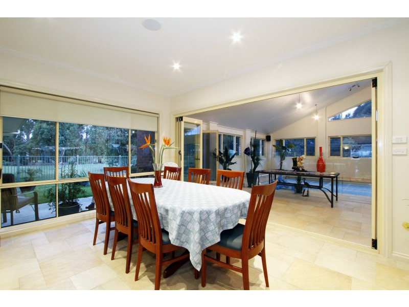 60 McColl Drive, Longford VIC 3851