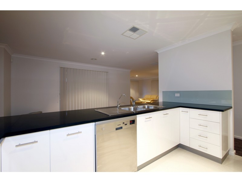 8 Curran court, Wurruk VIC 3850