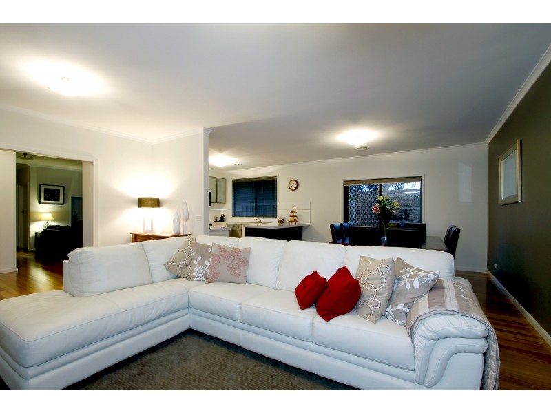 2 Cranswick Crescent, Sale VIC 3850