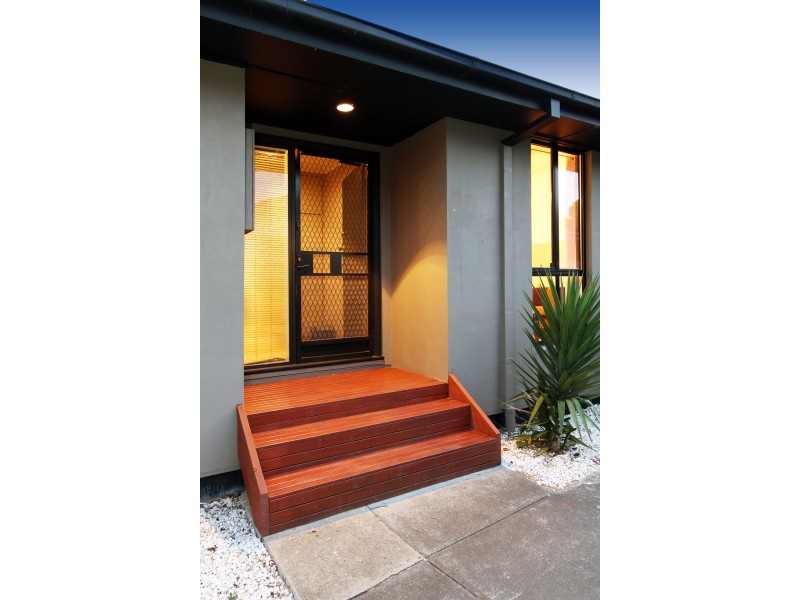 13 Dugan Street, Sale VIC 3850