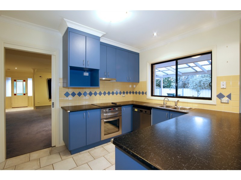 55 McMillan Street, Stratford VIC 3862