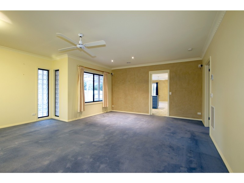 55 McMillan Street, Stratford VIC 3862