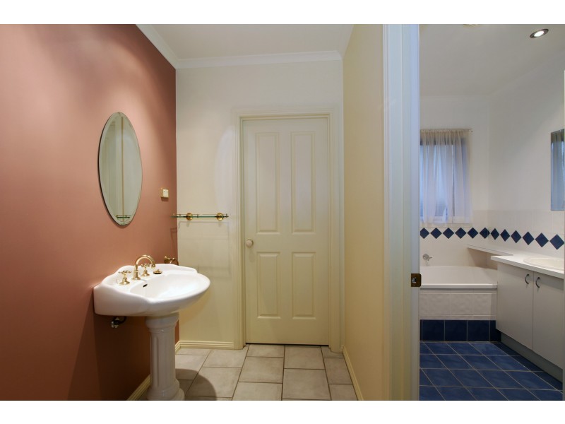 55 McMillan Street, Stratford VIC 3862