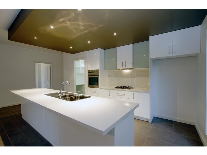 1 Glebe Drive, Sale VIC 3850