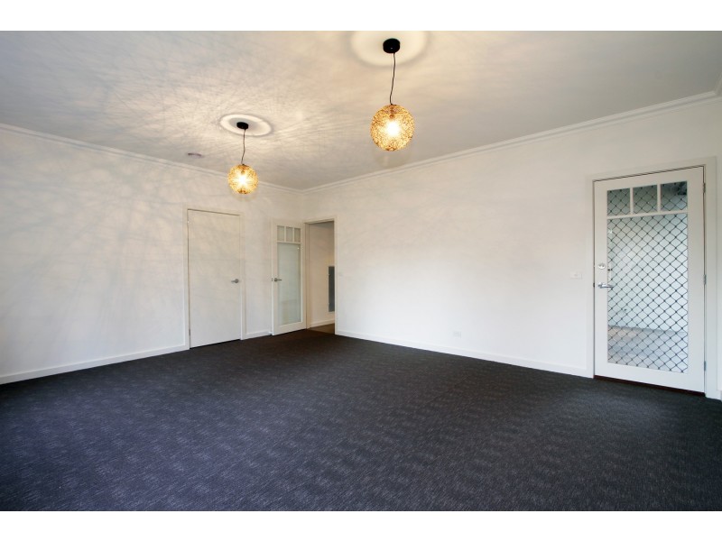 1 Glebe Drive, Sale VIC 3850