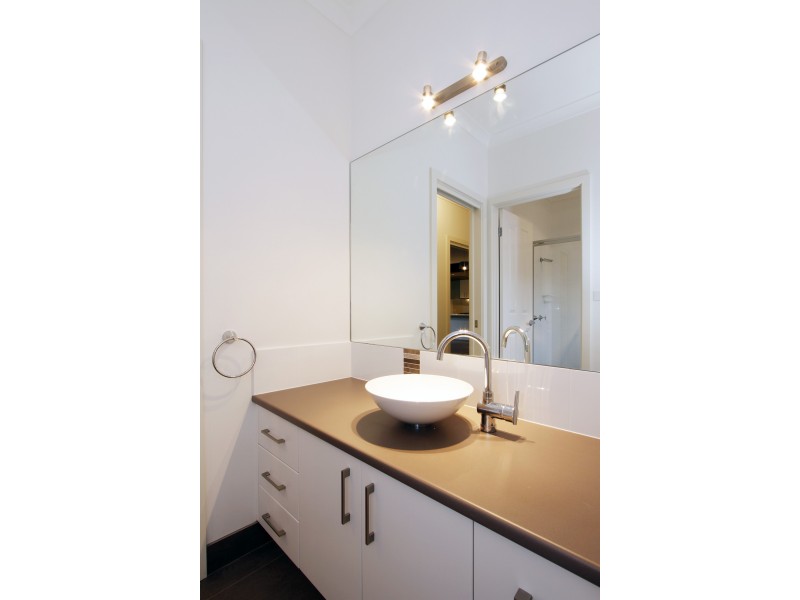 1 Glebe Drive, Sale VIC 3850