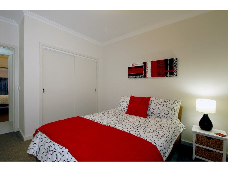 2 Glebe Drive, Sale VIC 3850