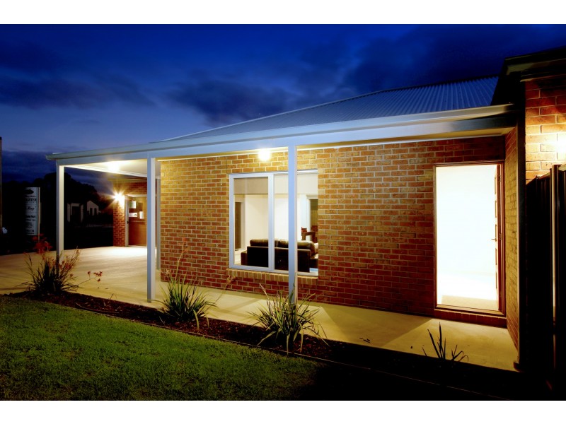 2 Glebe Drive, Sale VIC 3850