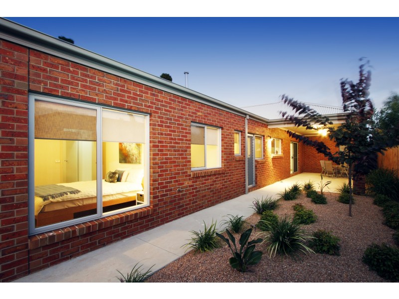 2 Glebe Drive, Sale VIC 3850