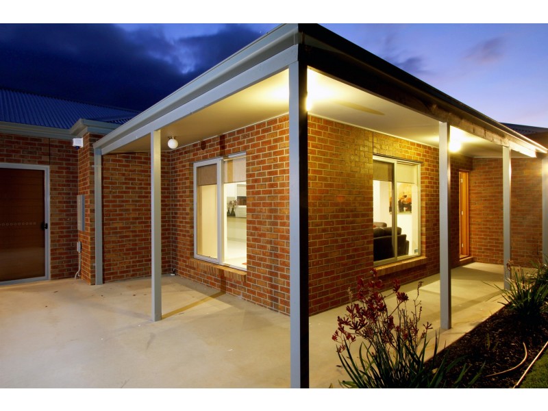 2 Glebe Drive, Sale VIC 3850