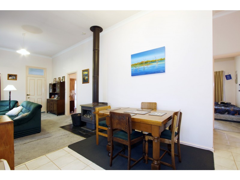1188 Sale – Cowwarr Road, Nambrok VIC 3847
