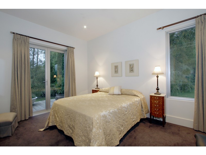 2 Lacey Street, Sale VIC 3850