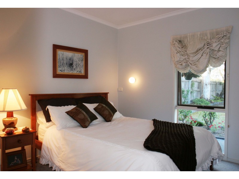 12 Bolden Street, Stratford VIC 3862