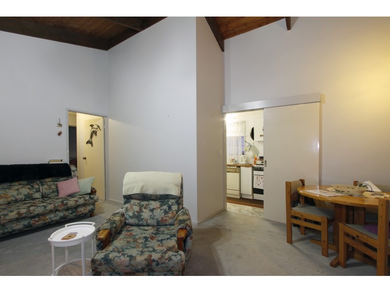 2/14 Wright Court, Sale VIC 3850