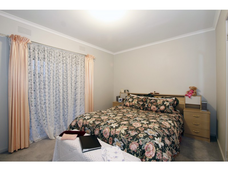 2/14 Wright Court, Sale VIC 3850