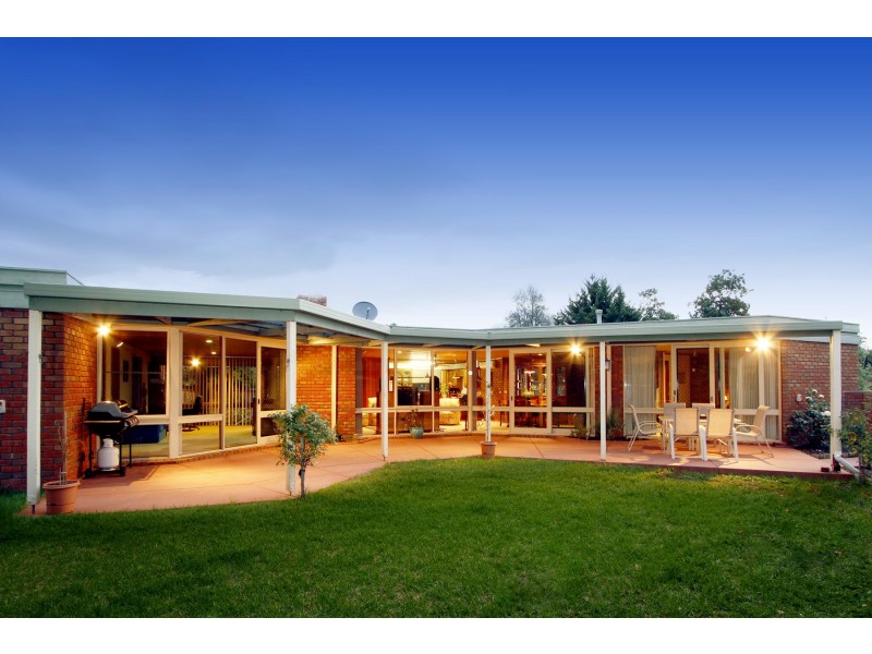 8 Natalie Court, Sale VIC 3850