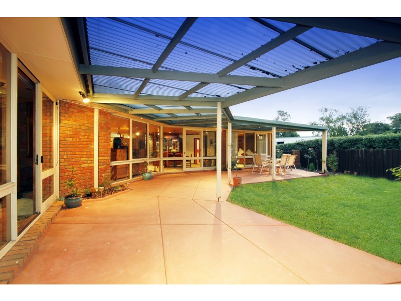 8 Natalie Court, Sale VIC 3850