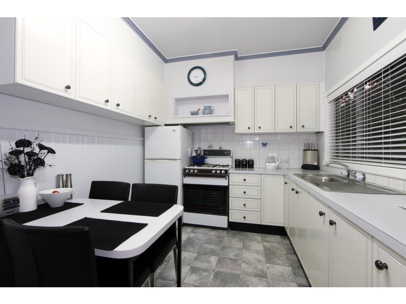 8 Buckley Street, Sale VIC 3850