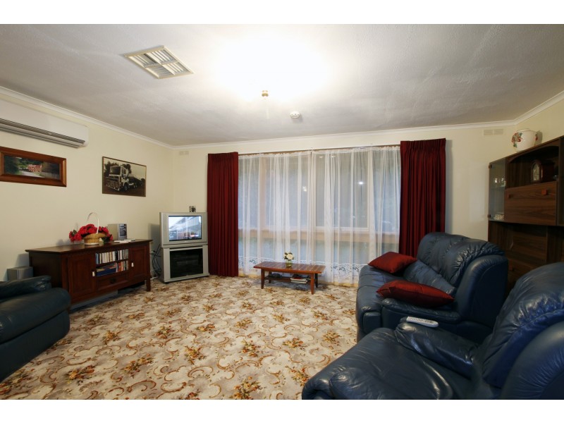 8 Lynette Court, Sale VIC 3850