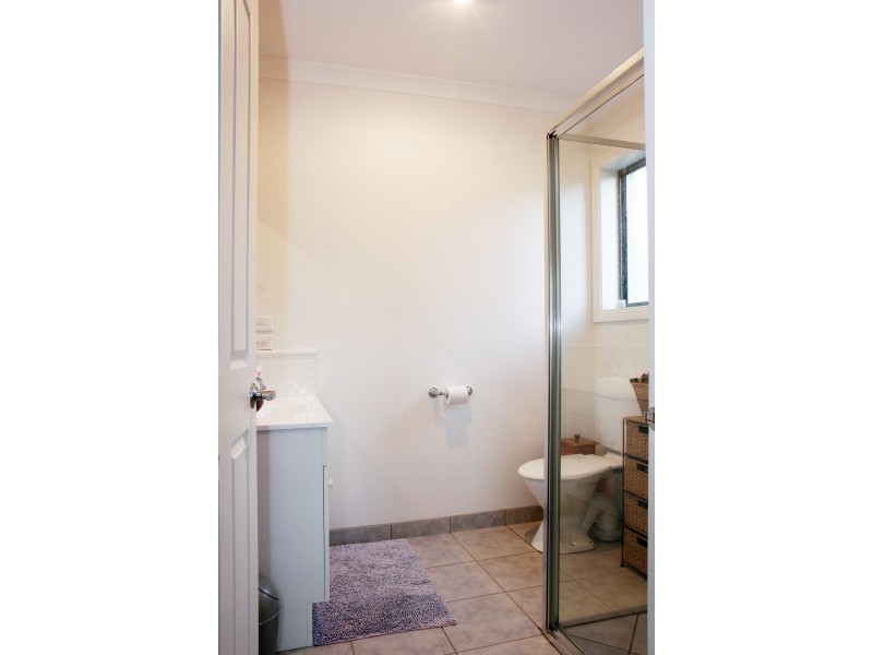 3 Krista Crt, Sale VIC 3850