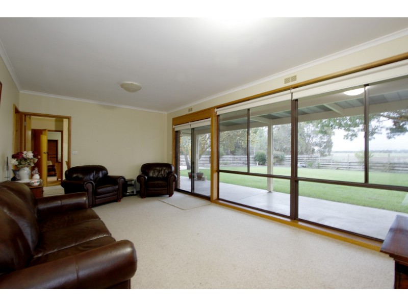 548 Stratford Maffra Road, Maffra VIC 3860