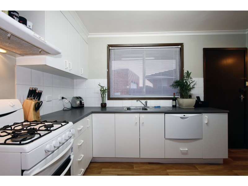 1/4 Nicholson Street, Sale VIC 3850