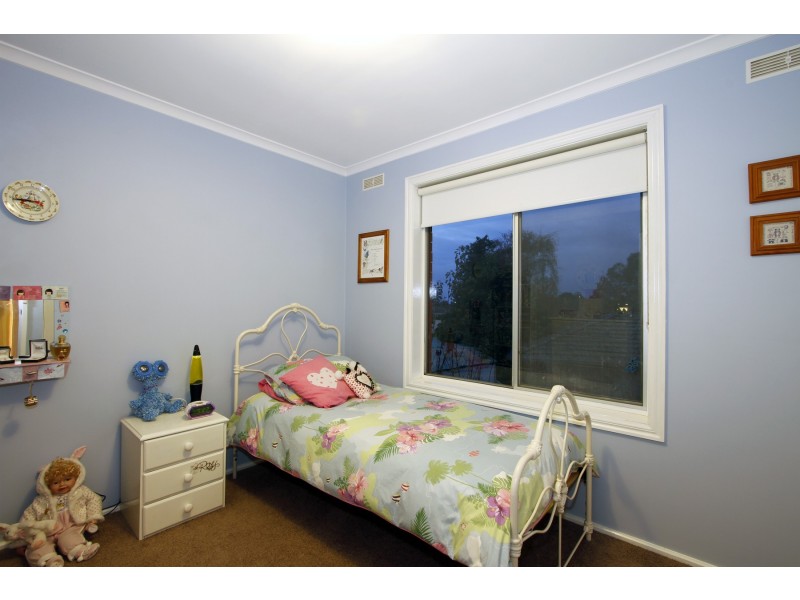 6 Julie Court, Sale VIC 3850