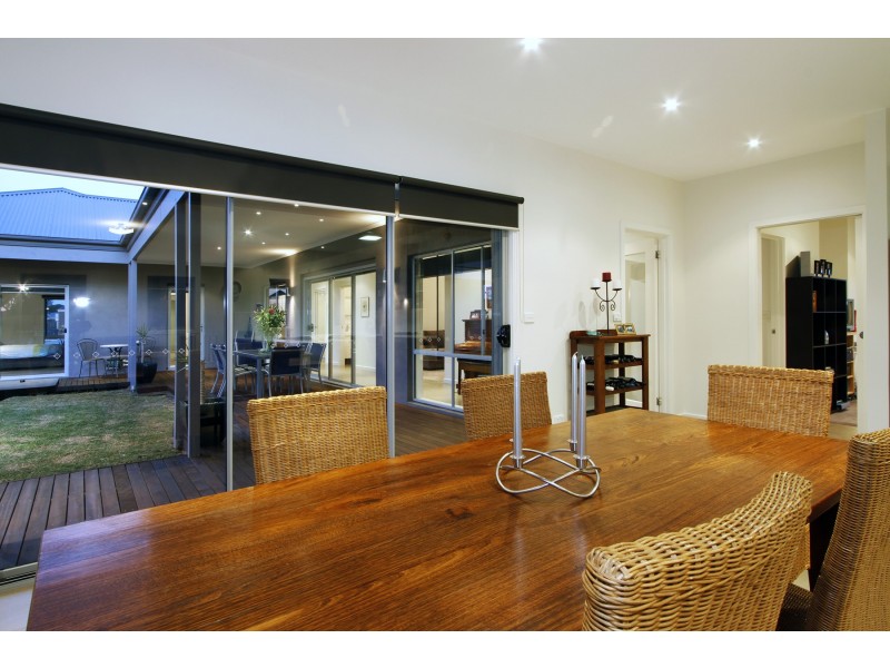 9 Krista Court, Sale VIC 3850