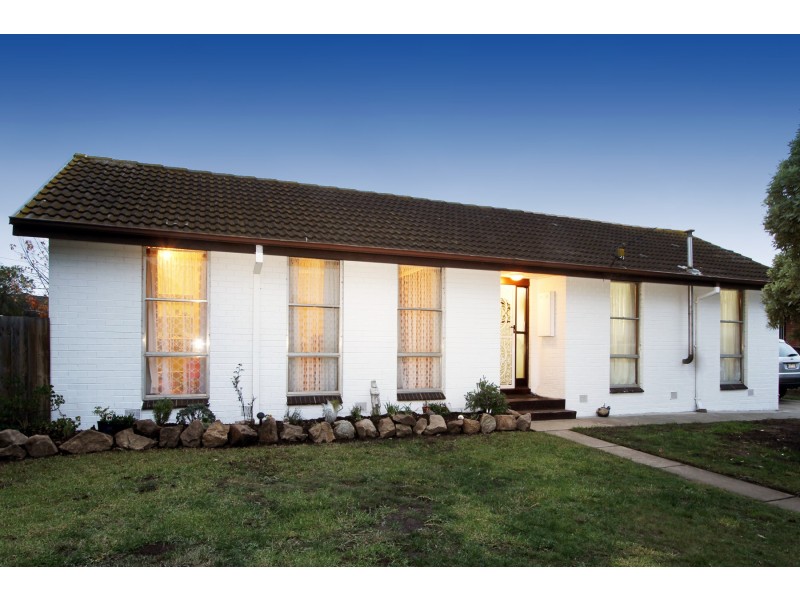 17 Mclachlan Street, Sale VIC 3850