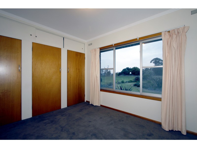 1152 Sale Cowarr Road, Nambrok VIC 3847
