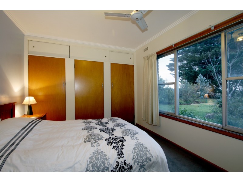 1152 Sale Cowarr Road, Nambrok VIC 3847