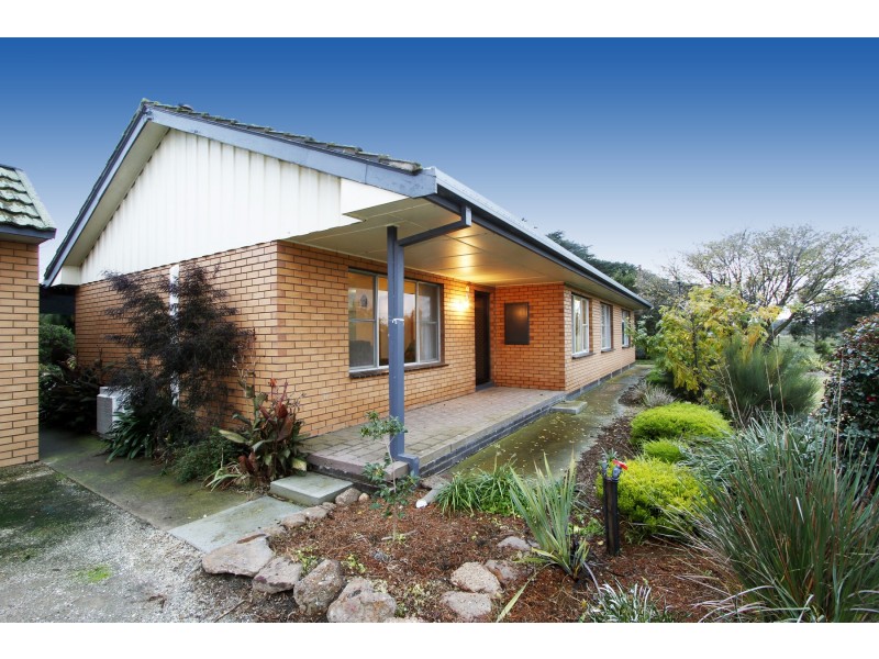 1152 Sale Cowarr Road, Nambrok VIC 3847