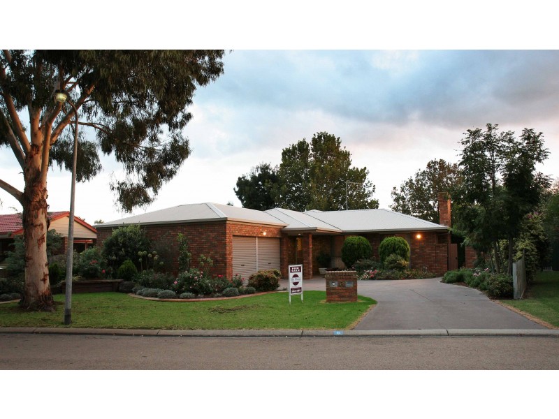 6 Melaleuca Court, Sale VIC 3850