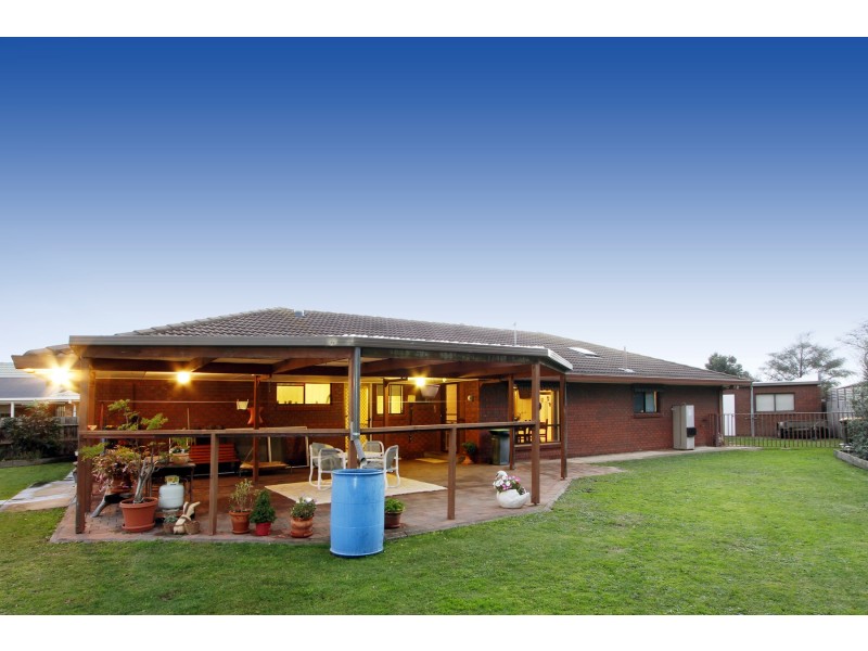 9 Marcus Court, Sale VIC 3850