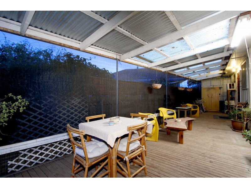 13 Overend Crescent, Sale VIC 3850