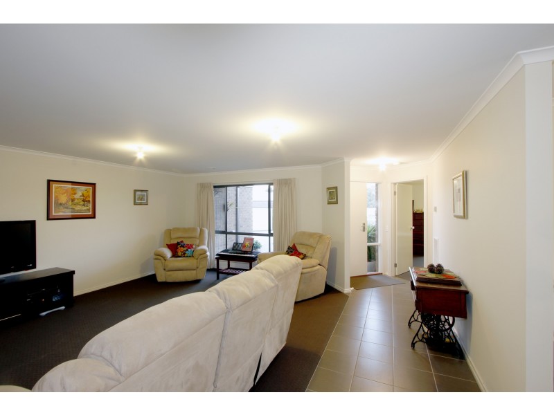 12 Ducret Court, Stratford VIC 3862