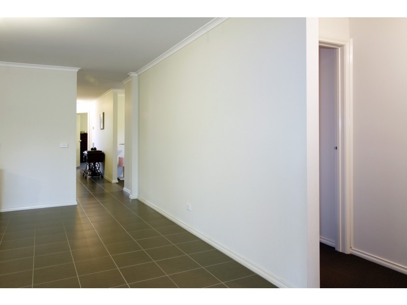 12 Ducret Court, Stratford VIC 3862