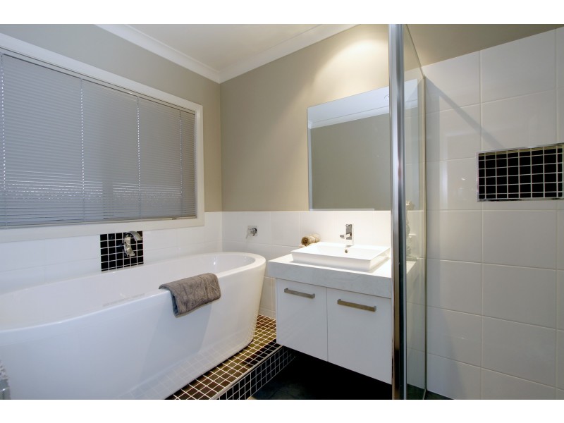 14 Brolga Place, Sale VIC 3850