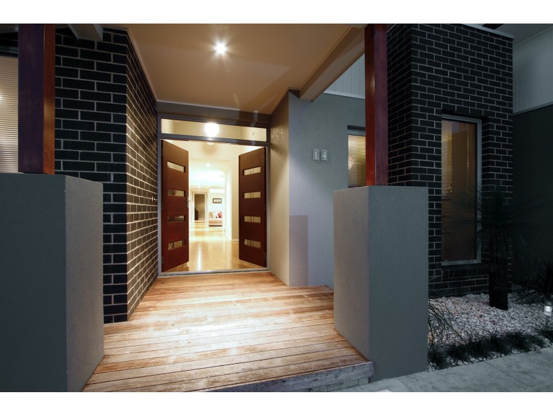 14 Brolga Place, Sale VIC 3850