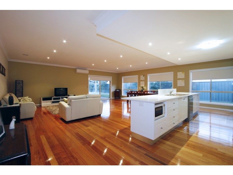 10 Brolga Place, Sale VIC 3850