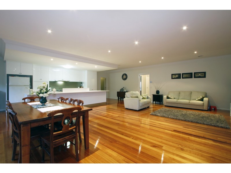 10 Brolga Place, Sale VIC 3850