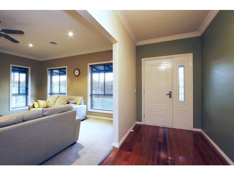 10 Brolga Place, Sale VIC 3850