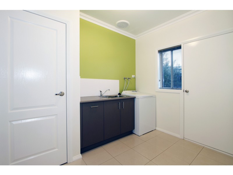 10 Brolga Place, Sale VIC 3850