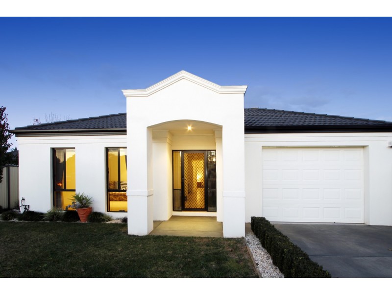 1/10 Weir Street, Sale VIC 3850